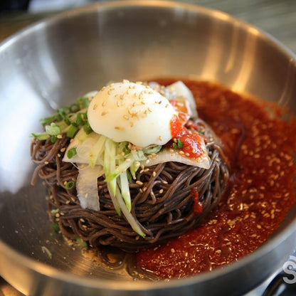 【ボリチョン】ボリ冷麺 (黒) 160g 「麺のみ」